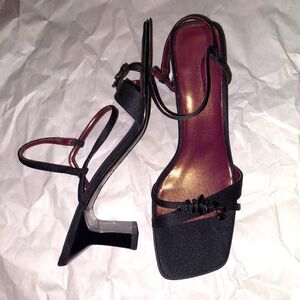 BANDOLINO Jeweled Square Toe Block Heel dressy Sandals Y2K Vintage